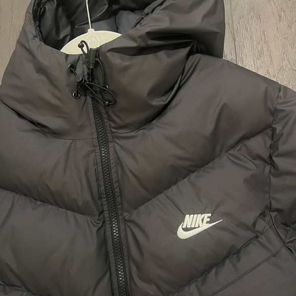 Nike Storm FIT Windrunner Puffer Jacket - Picture 2 of 6